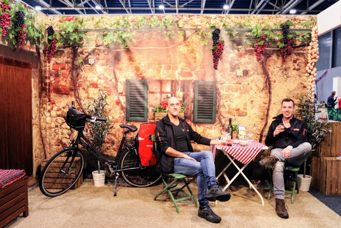 italie stand op de fiets en wandelbeurs 