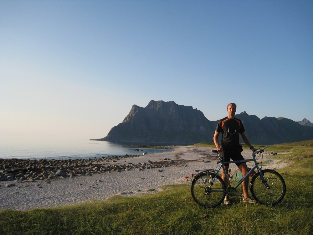 fietser bij Lofoten