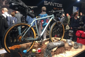 Santos fiets met bepakking