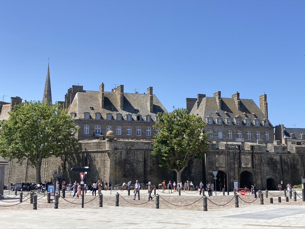 De stadsmuren van Saint-Malo 