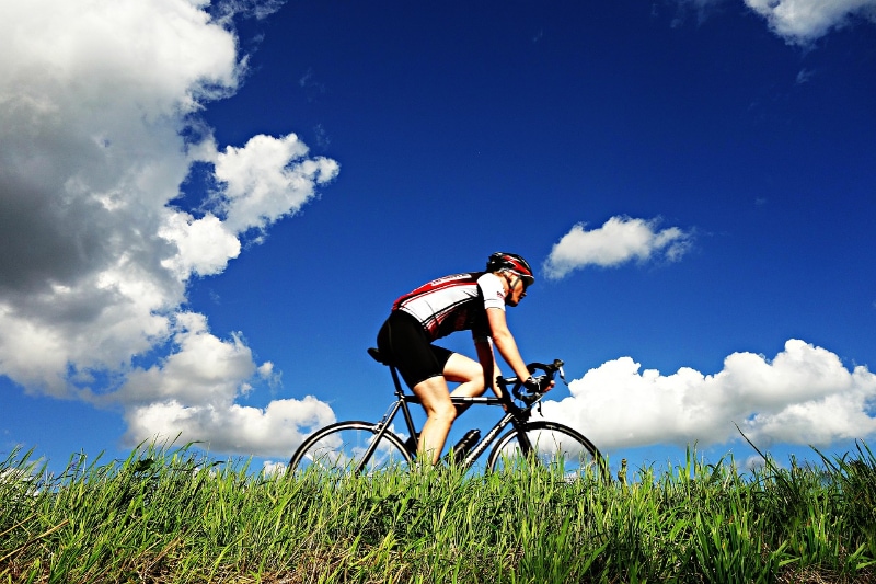 racefietser op wielren vakantie